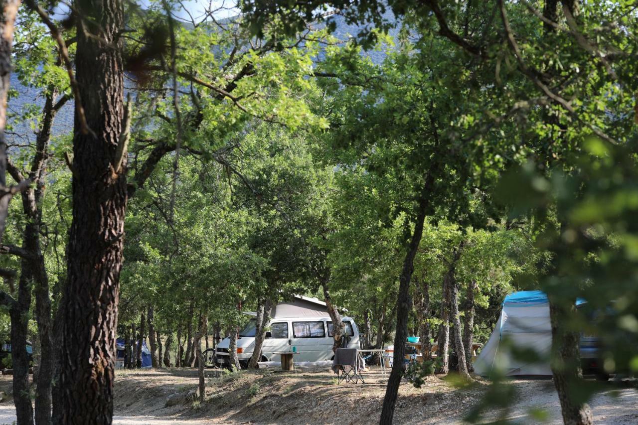 Camping Le Colorado Rustrel Ngoại thất bức ảnh